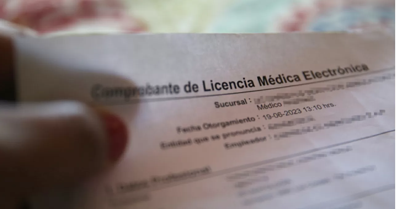 Detienen a siete médicos extranjeros por exhalar 36 mil licencias a funcionarios públicos