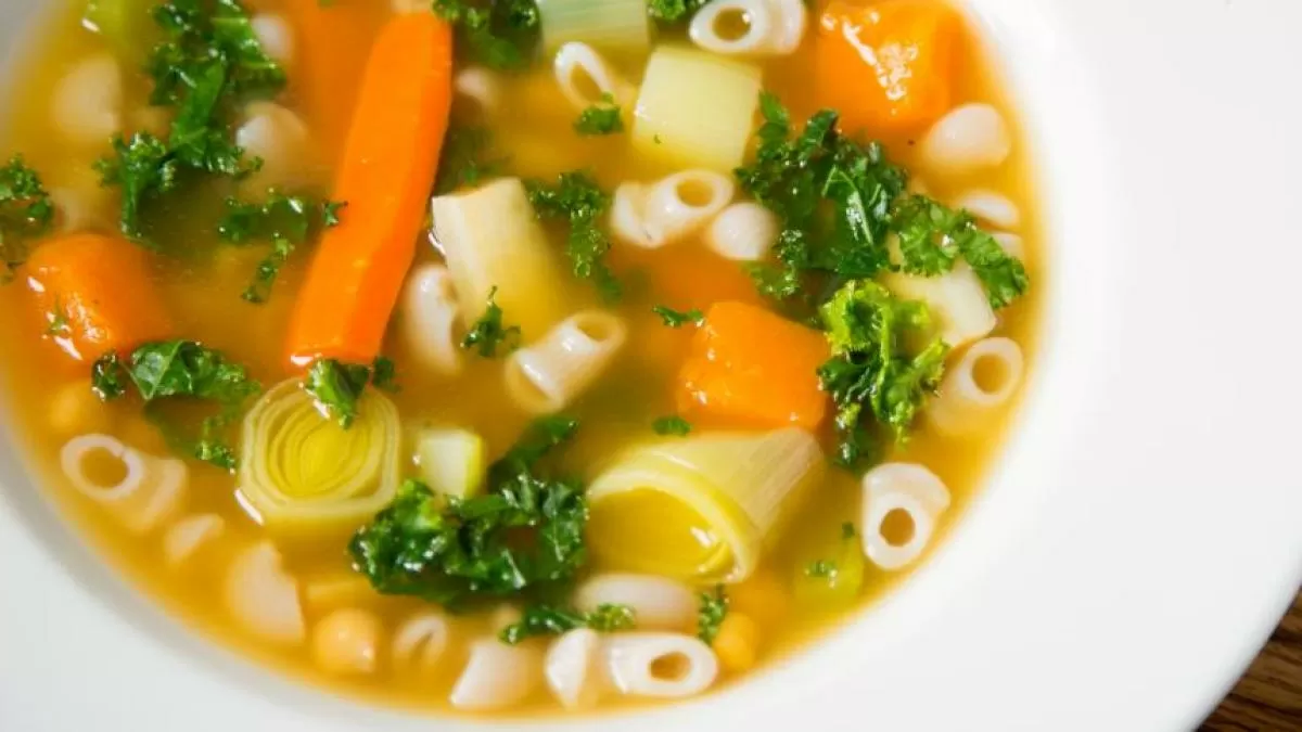 Sopa de verduras: la mejor receta para empezar bien el año