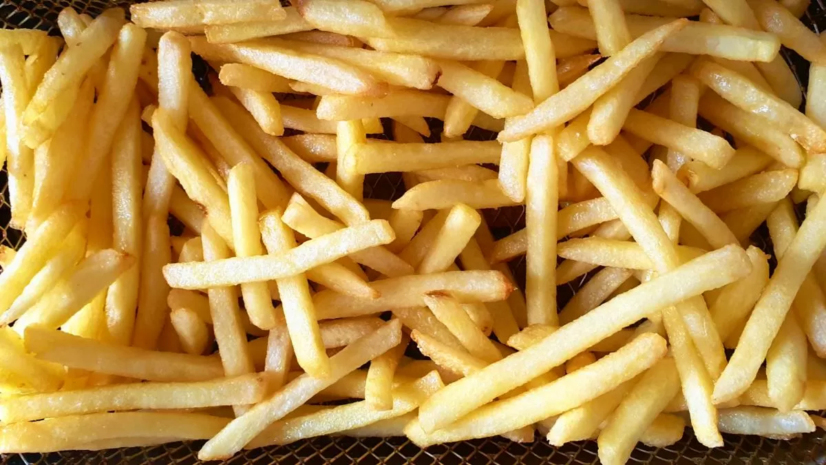 Agricultores belgas se plantan con patatas fritas anta la Eurocámara en contra de Mercosur