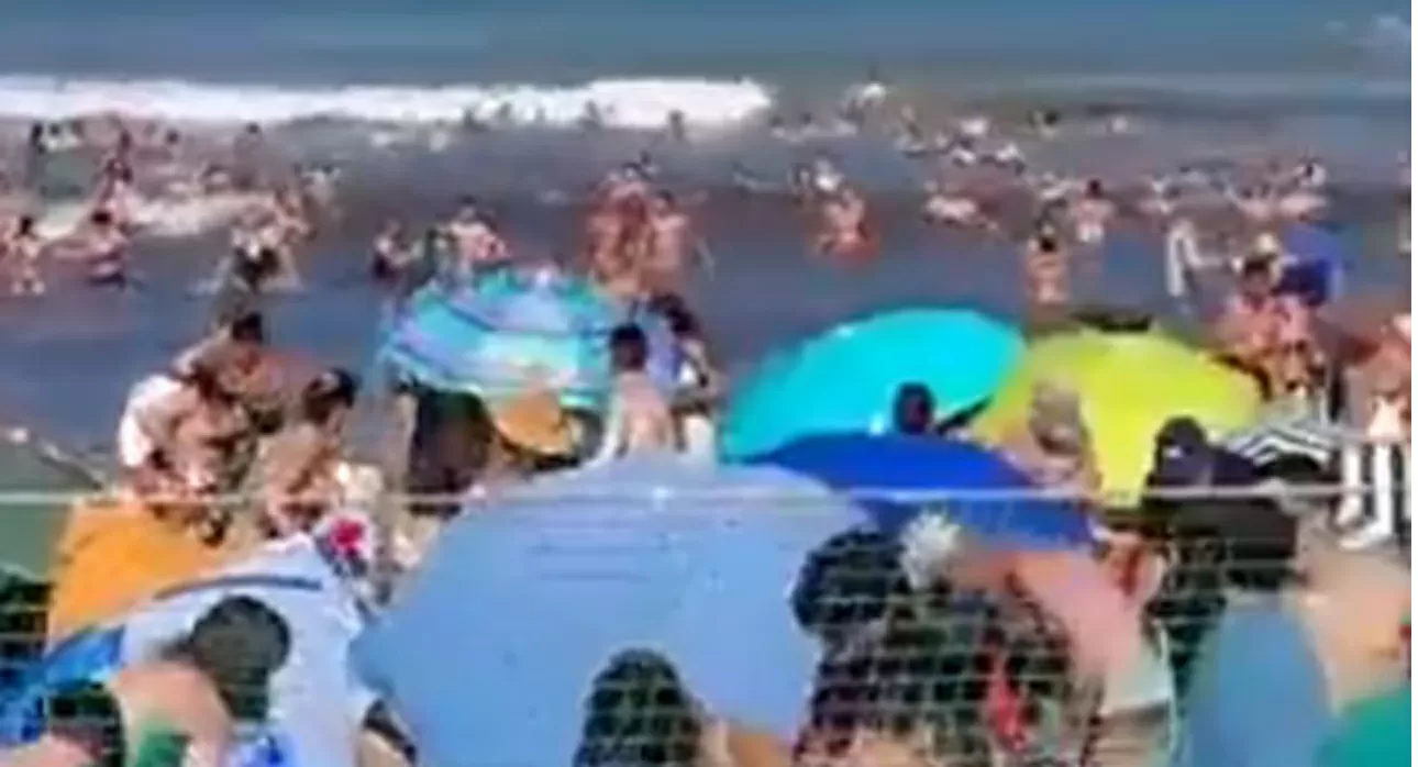 avalancha de 6 metros que dejó un muerto y 35 heridos en playa de Argentina