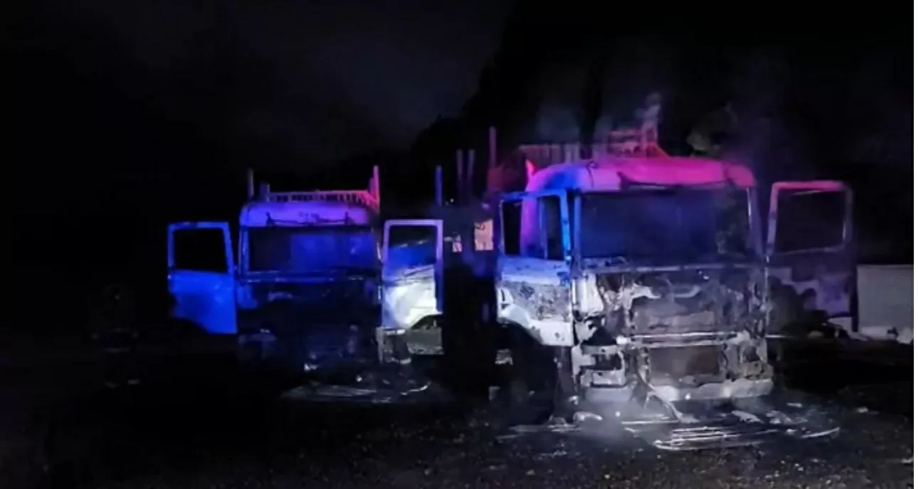 Atentado en Collipulli deja dos camiones destruidos