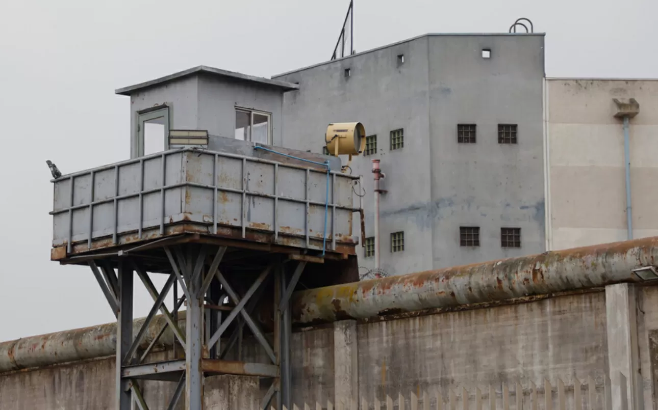 Detectan drogas y teléfonos tras allanamiento de loco Penitenciario Femenino de Valparaíso