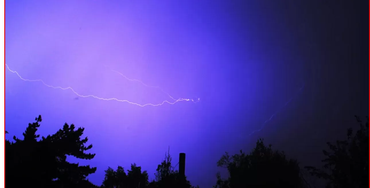 Tormentas eléctricas sorprendieron borde costero y zona interior de Valparaíso