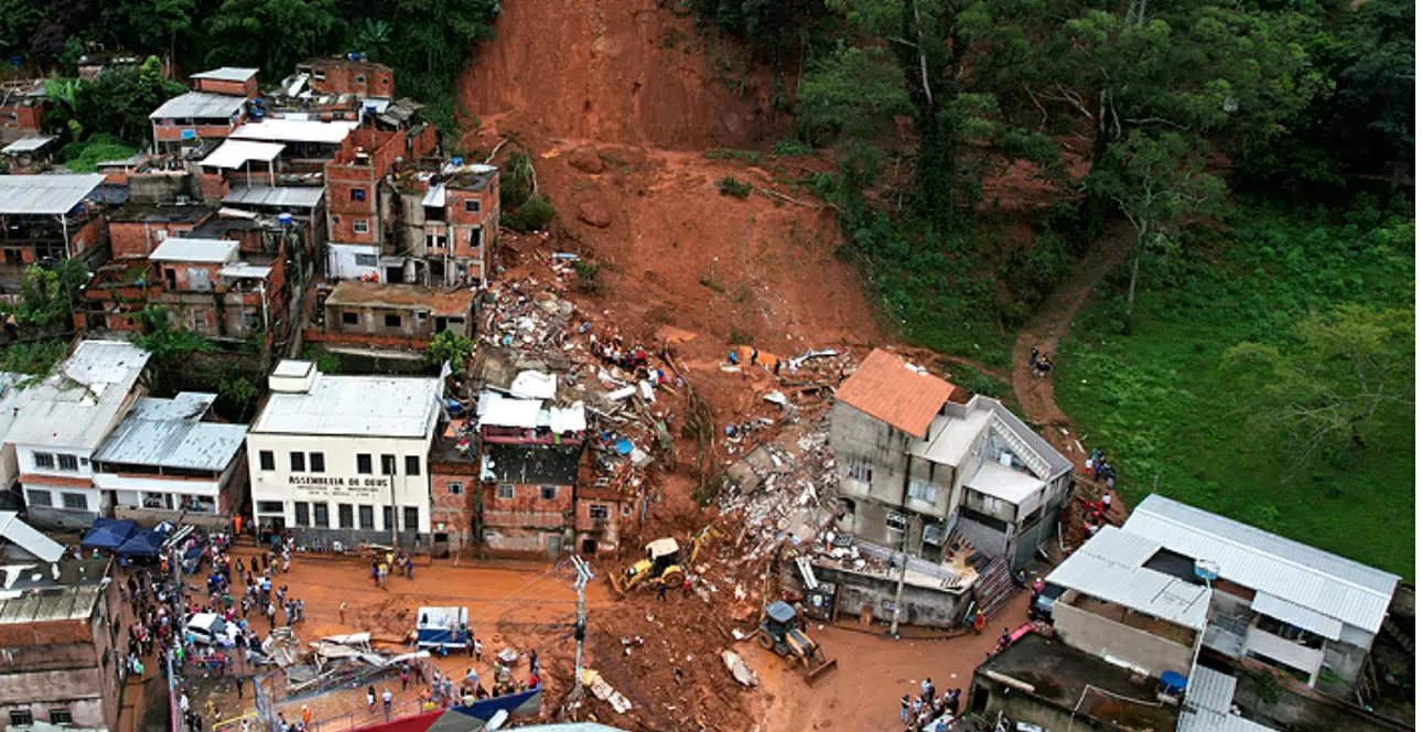 Reportan 30 muertos y decenas de desaparecidos por lluvias en Brasil