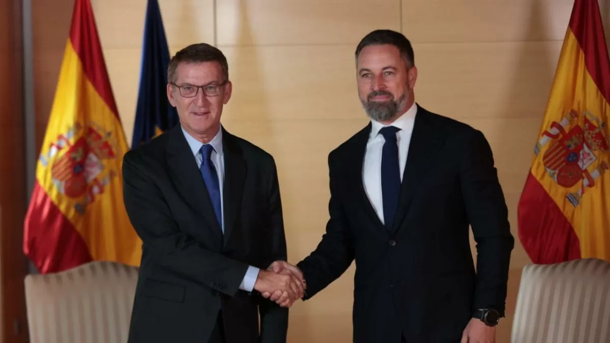 Vox juega a desgastar al PP