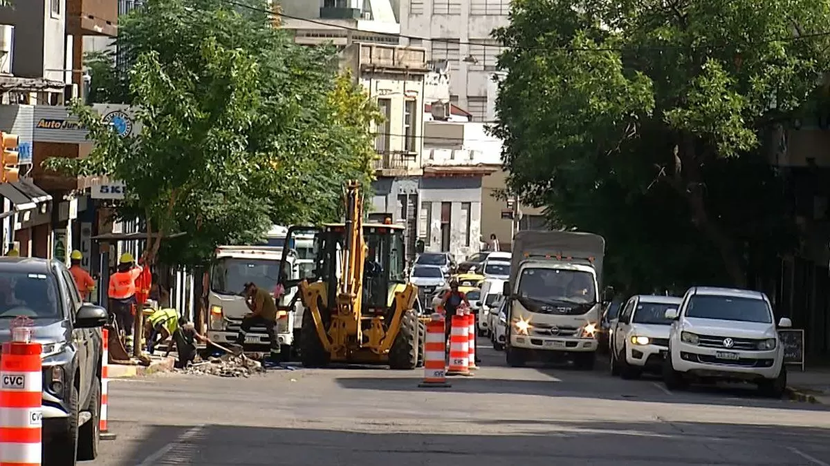 Inician obras viales en carretera Yaguarón: inversión de 29,5 millones de pesos y trabajos nocturnos