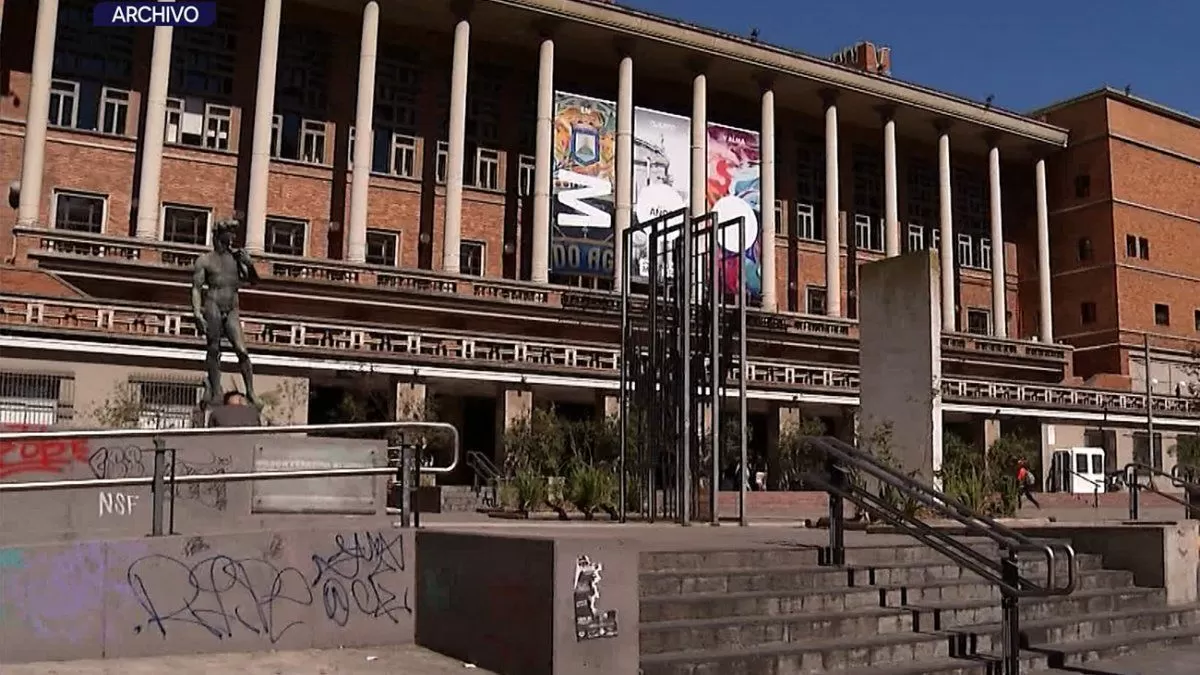 Intendencia de Montevideo informó horarios especiales de algunos servicios por Carnaval, incluido el acarreo