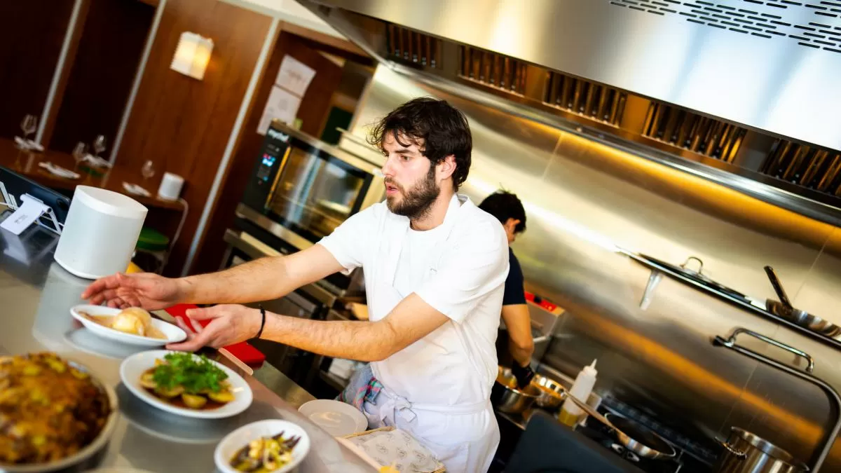 La alimentación casera y el “caliu” del Bar Bocata se expanden con un segundo local en el Eixample