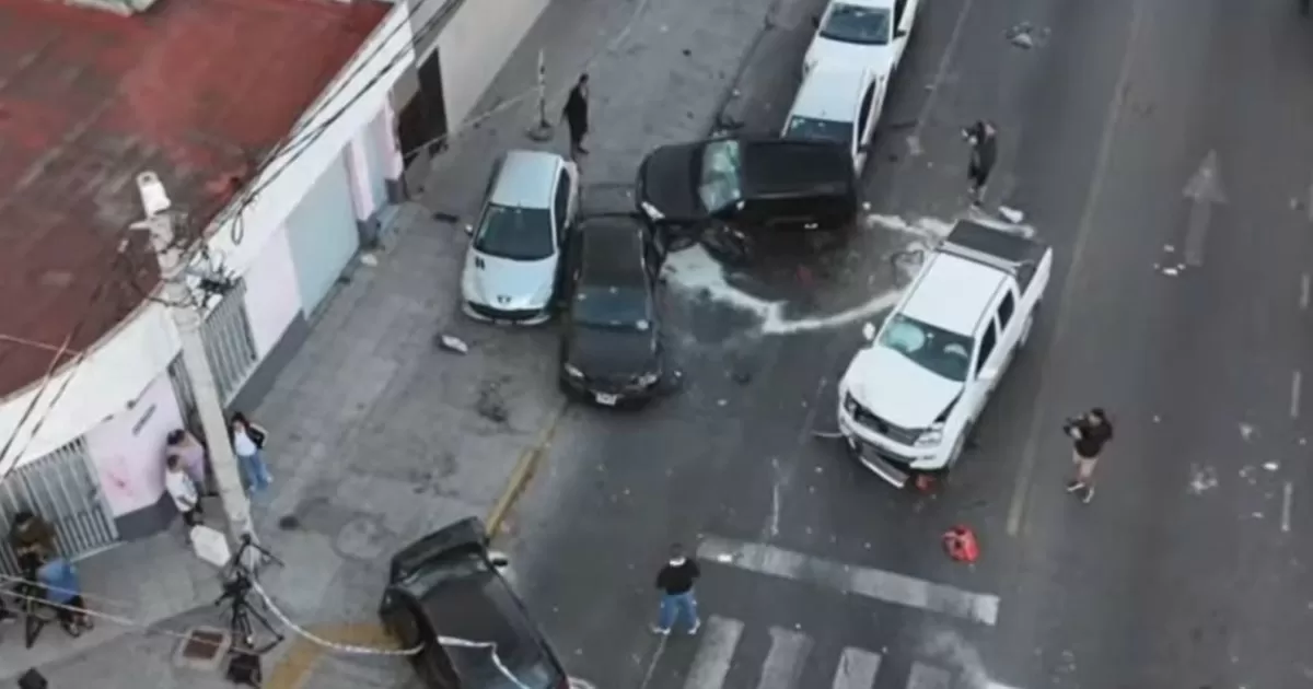 inconsiderado choque múltiple en Quilmes: siete autos involucrados y tres heridos por un conductor que cruzó el semáforo en rojo