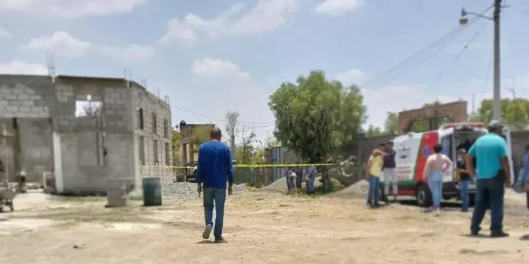 banda armado llega a obra en construcción y ejecuta a albañil