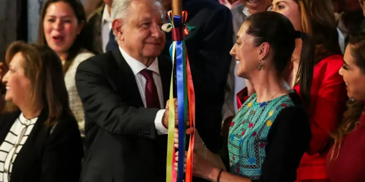 Herencia envenenada | Artículo de Héctor Tajonar
