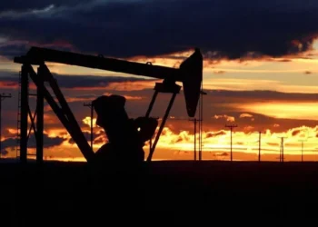 Weretilneck presentó proyecto para prorrogar concesiones hidrocarburíferas