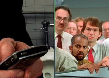 Patrones sospechan que manoseado que se fue al baño hace una hora está viendo el juego de la Eurocopa