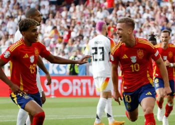 España festeja; elimina a Alemania y va a semis de la Eurocopa