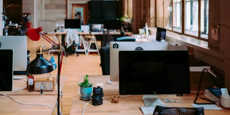 “La tecnología: motor de progreso humano”