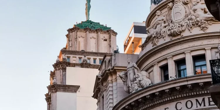 “Potenciando una Economía fuerte y próspera: Experiencias inspiradoras”