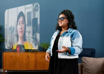 portería sorprende con nuevas gafas inteligentes para crear hologramas de llamadas, juegos y más