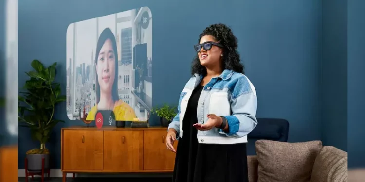 portería sorprende con nuevas gafas inteligentes para crear hologramas de llamadas, juegos y más