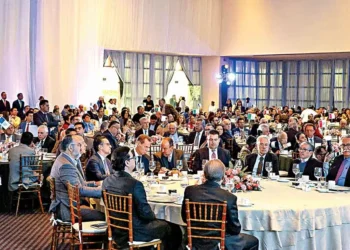 Celebran el liderazgo de miles de médicos; “somos un referente de estatura”