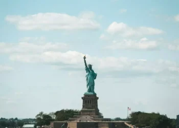 “scubre la Inspiradora Experiencia del Bienestar con el Fitness”