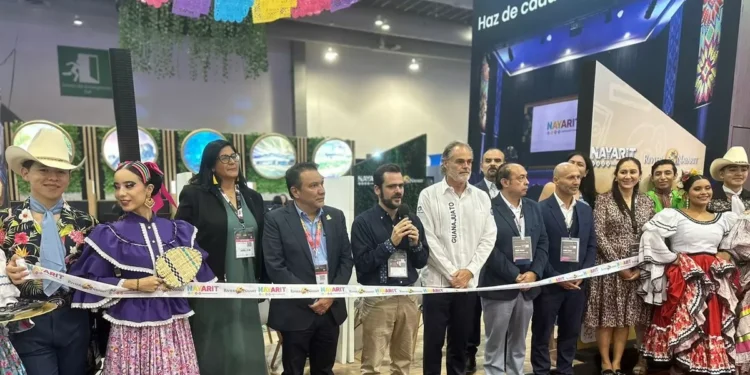 Nayarit promueve su oferta turística en IBTM Américas