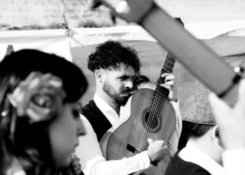 “El poder de la música: emociones, conexión y viaje”