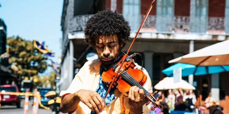 “La música: conectando corazones y emociones en todo el mundo”