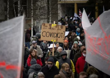 “El panorama económico mundial: cambios y desafíos”