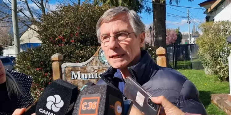 Gatti por contratos: “El Gobierno debe seguir cuidando el gasto público”