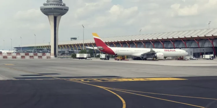 España se sitúa como el botellín país de Europa con los vuelos más puntuales en 2024