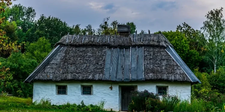 “La Economía: Administrando recursos para el desarrollo humano”
