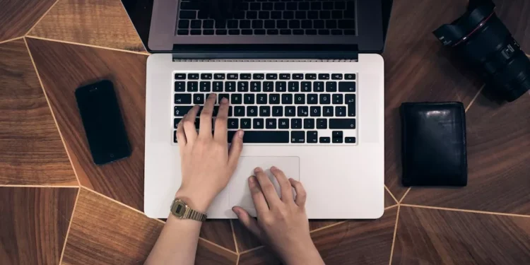 “La Impactante Revolución Tecnológica que Ha Transformado Nuestra Vida”