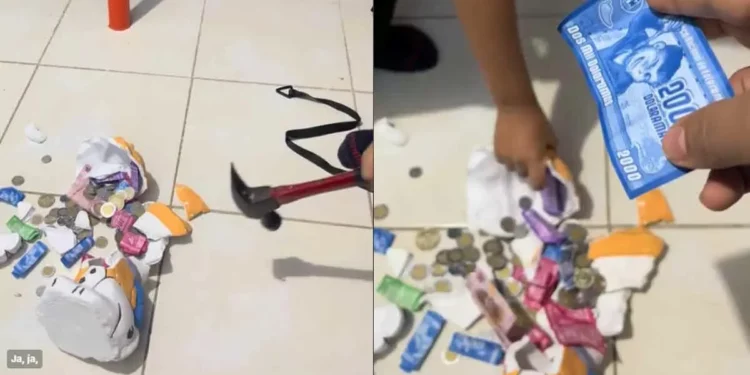 Niño rompe su alcancía y descubre que aria ahorró billetes de juguete
