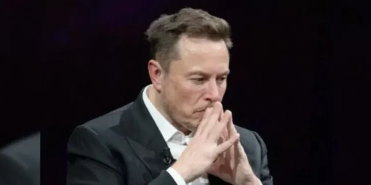 Elon Musk predice lo que viene tras el adiós al celular: El sorprendente avance que ponerse al díaá la forma de comunicarse