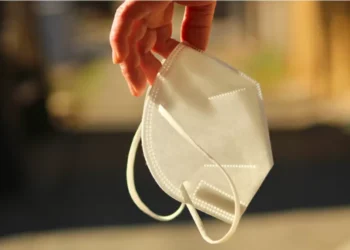 Comienza uso obligatorio de mascarillas en servicios de urgencia