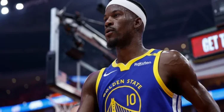Jimmy Butler podría estar con Warriors en el Juego 3