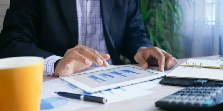 “Mejora tus finanzas y alcanza tus metas”