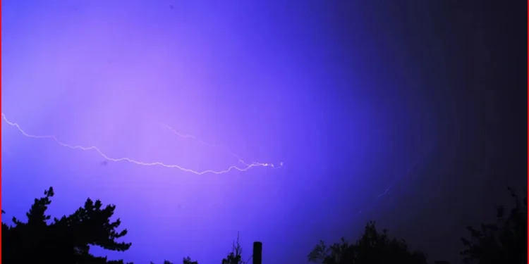 Emiten consejo por probables tormentas eléctricas para la Región de Valparaíso