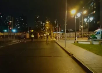 Dos mujeres mueren tras ser atropelladas por bus empalizada en el centro de Santiago