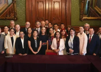 Gobernadores morenistas respaldan IMSS-Bienestar