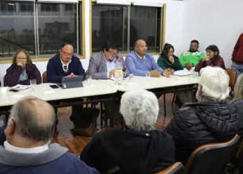 Anuncian mesa de trabajo para admitir problemáticas de sector rural en Quintero