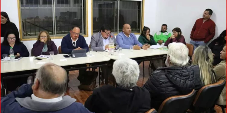 Anuncian mesa de trabajo para admitir problemáticas de sector rural en Quintero