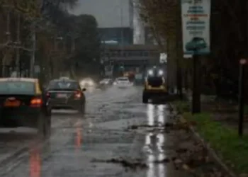 Sistema frontal deja 11 viviendas destruidas y más de 220 mil clientes sin aprovisionamiento eléctrico