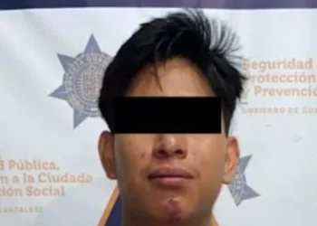 Policías salvan a mujer cuando su esposo estaba a paraje de ahorcarla