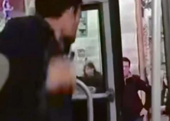 Suspenden a choferes de micro tras interpretar riña con cuchillo en Quilpué