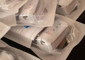 Municipio de Concón entrega alarmas de seguridad para el comercio local