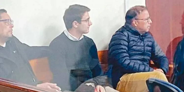 Tribunal aclara que Alcalde de Concón sigue formalizado y fijó nueva audiencia para su ñaño