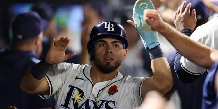 Jonathan Aranda es fundamental en victoria de Rays sobre Marlins
