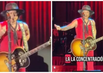 Enrique Bunbury explota y detiene show por uso de celulares