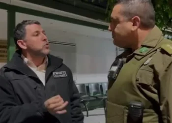 La Florida denuncia detención de inspector municipal que intentó fiscalizar a carabinero de accesible